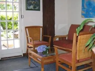 Brit Kara Anne D'auray Hotel 3*